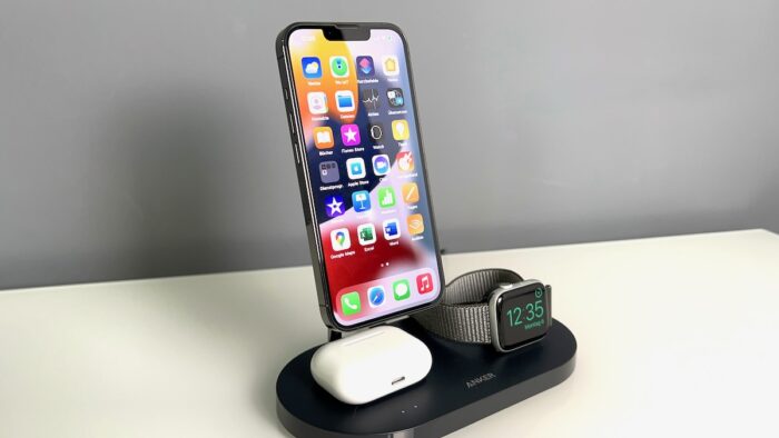 Anker 533 Magnetic Wireless Charging Station
